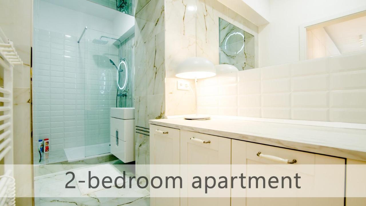 White Apartments With Ac By Kovee ブラチスラヴァ エクステリア 写真