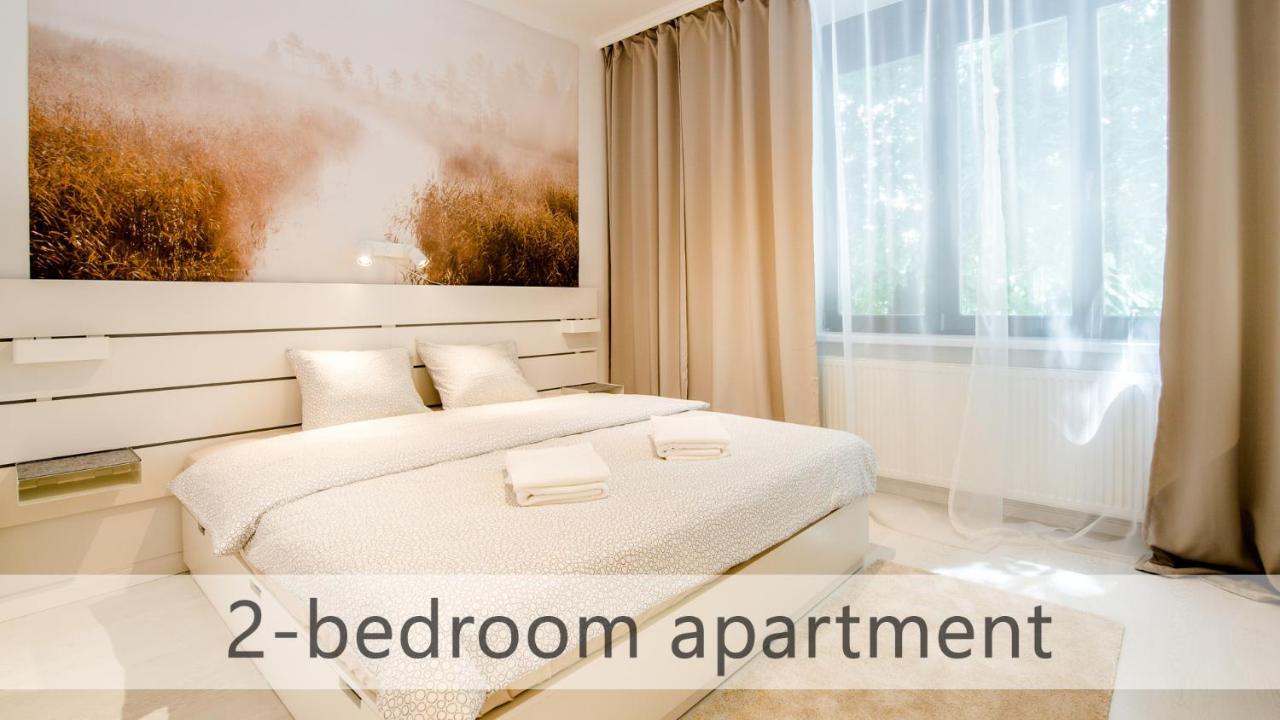 White Apartments With Ac By Kovee ブラチスラヴァ エクステリア 写真
